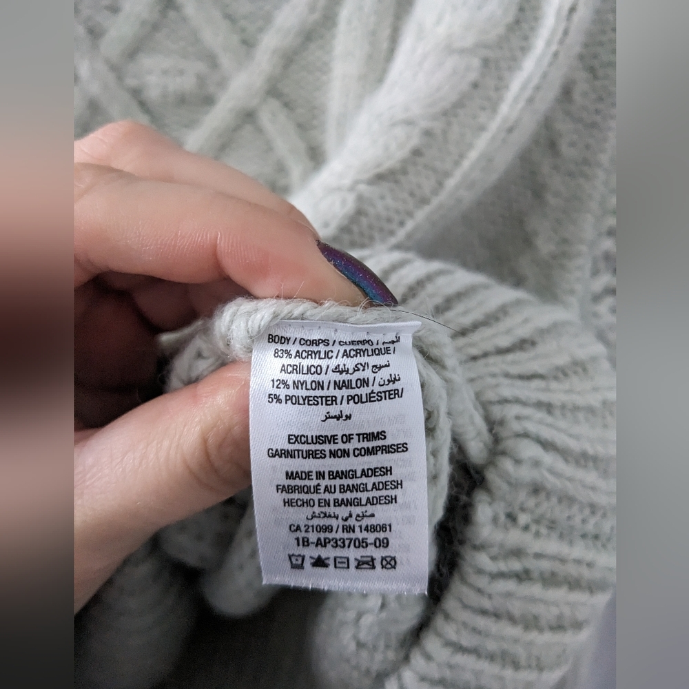 Ardene Women's Cable Knit Sweater - Size US M - Picture 3 of 6